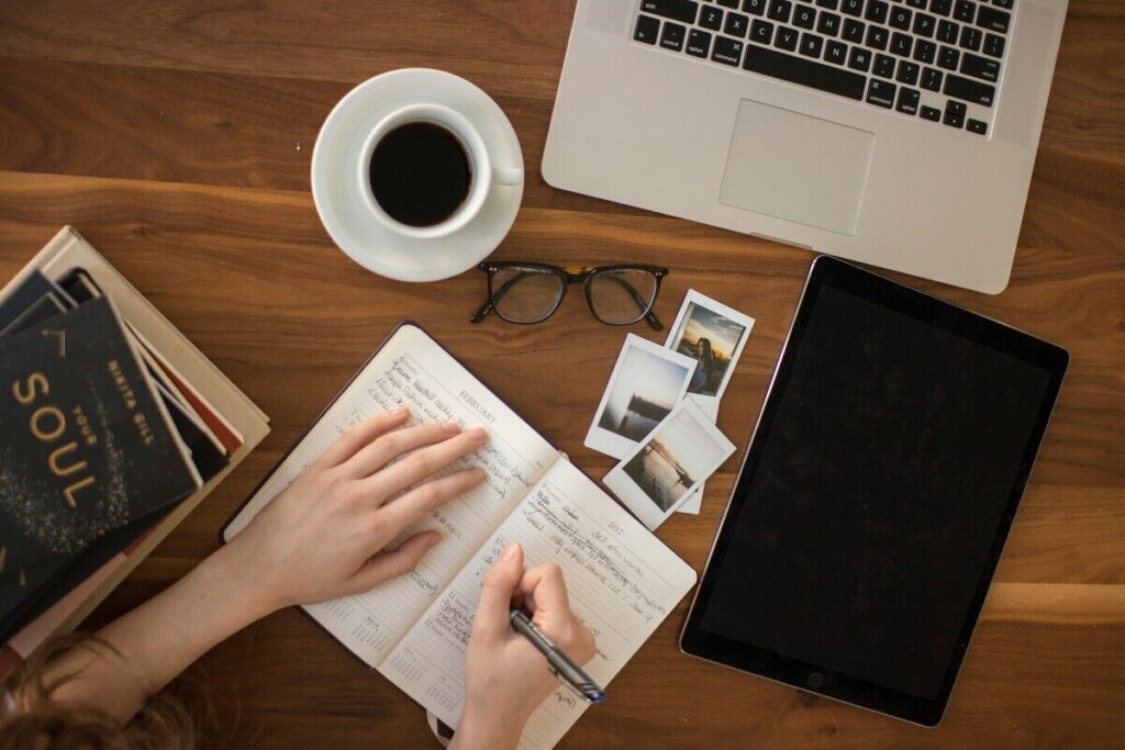 Comment gérer efficacement les réservations de dernière minute dans une Airbnb ? 